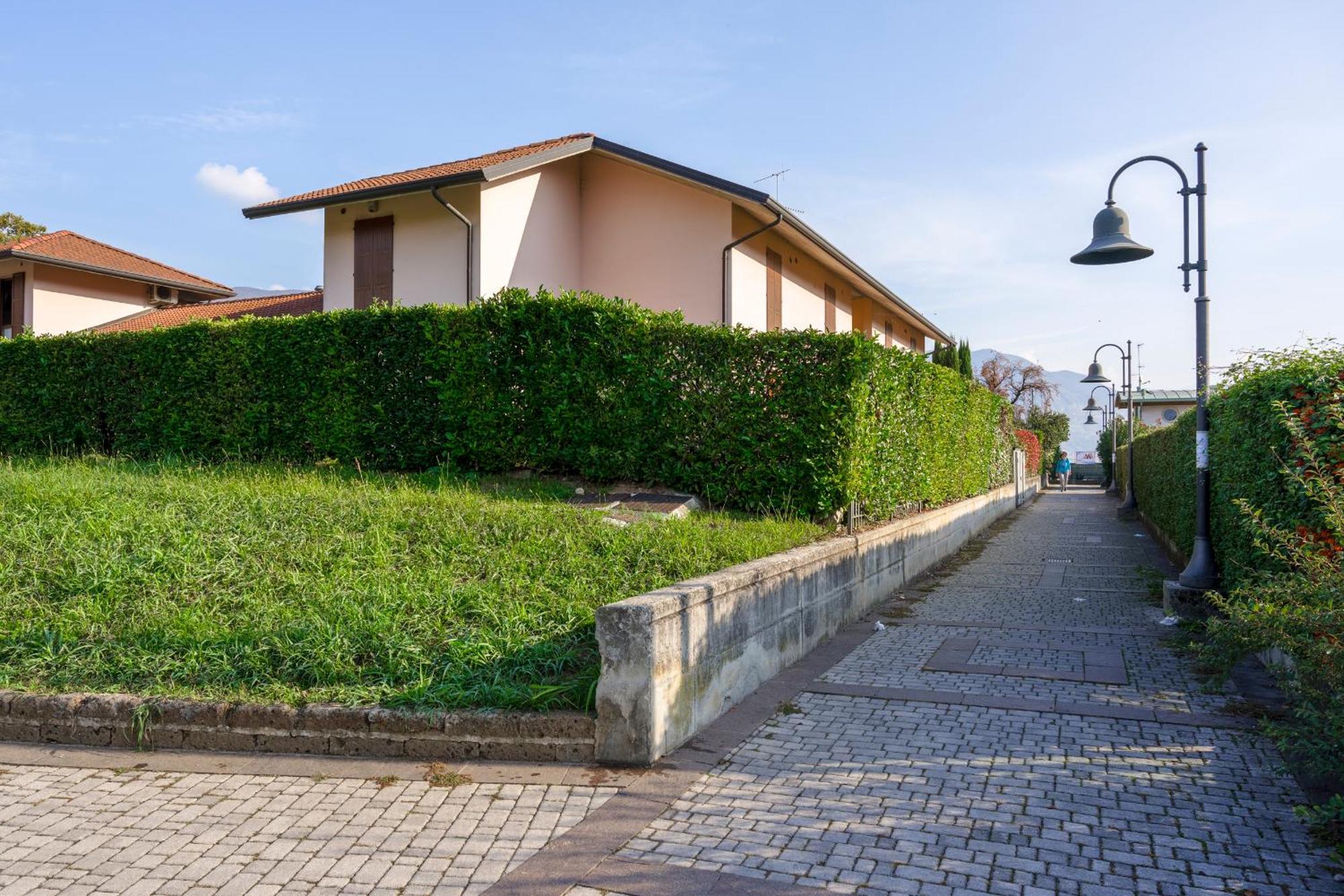 Apartamento Quarzo Blu Paratico Exterior foto